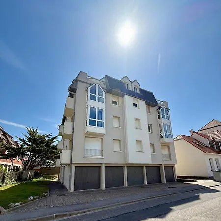 Rose Mer, A 20 Metres De La Avec Parking Prive Et Balcon, Animal Accepte דירה *