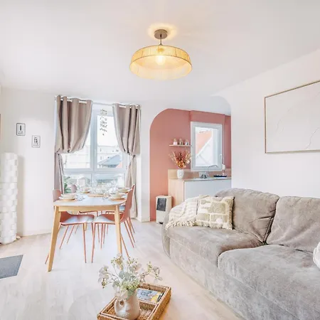 Rose Mer, A 20 Metres De La Avec Parking Prive Et Balcon, Animal Accepte * Wimereux