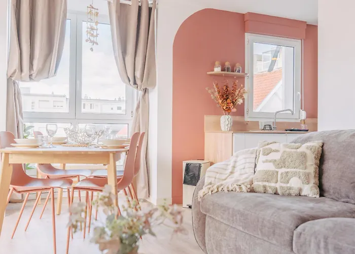 Rose Mer, A 20 Metres De La Avec Parking Prive Et Balcon, Animal Accepte