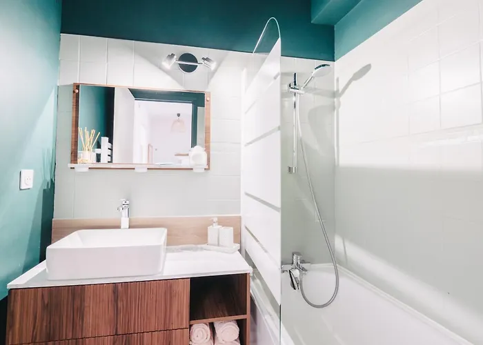 Rose Mer, A 20 Metres De La Avec Parking Prive Et Balcon, Animal Accepte Apartment Wimereux