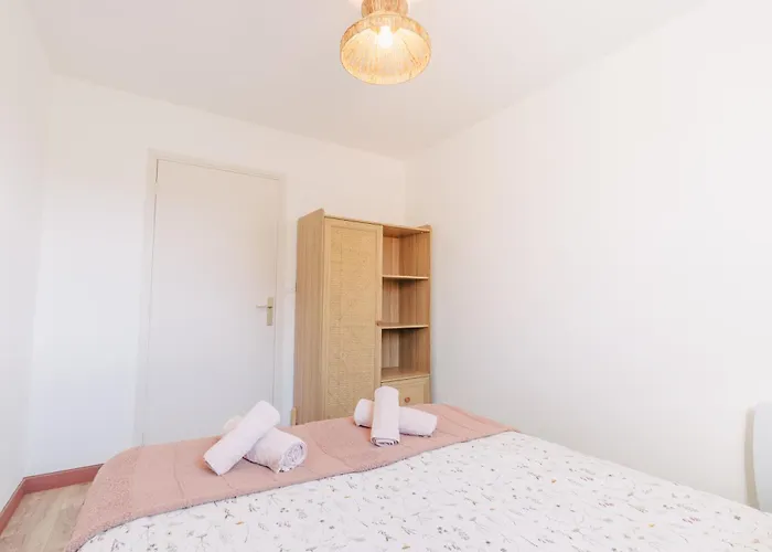 Rose Mer, A 20 Metres De La Avec Parking Prive Et Balcon, Animal Accepte * Wimereux