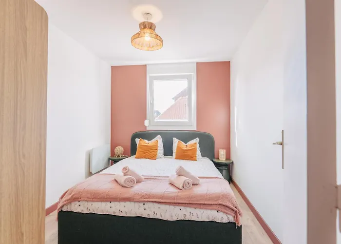 Apartment Rose Mer, A 20 Metres De La Avec Parking Prive Et Balcon, Animal Accepte Wimereux